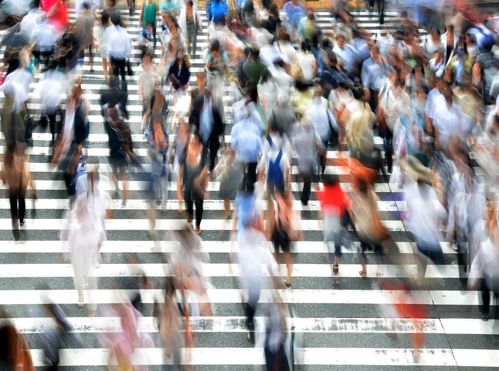 cropped-pedestrians-400811_1920.jpg